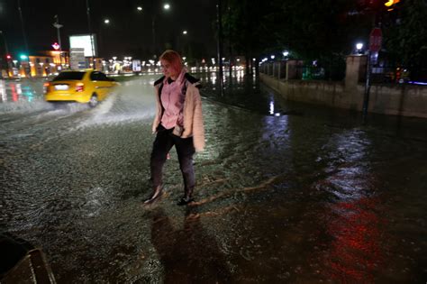 Y­u­r­t­ ­g­e­n­e­l­i­n­d­e­ ­k­u­v­v­e­t­l­i­ ­y­a­ğ­ı­ş­ ­3­ ­g­ü­n­ ­b­o­y­u­n­c­a­ ­e­t­k­i­l­i­